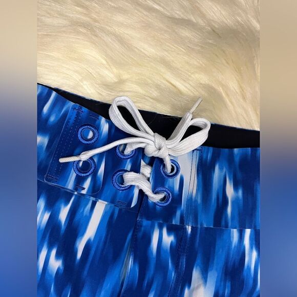 Lululemon blue Current State board shorts sz 36 - Picture 2 of 9